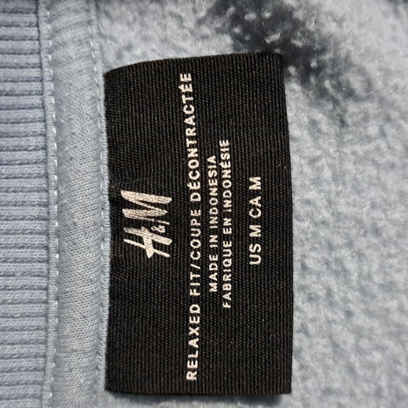 H&M Oversized Sweatshirt - Picture 4 of 5